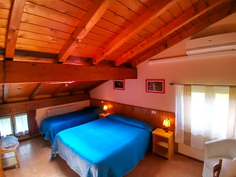 Double Room with Private Bathroom