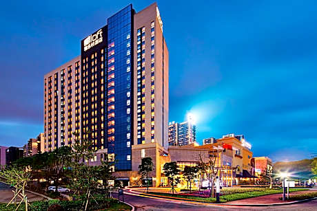 Aloft Dongguan Dynamic Town