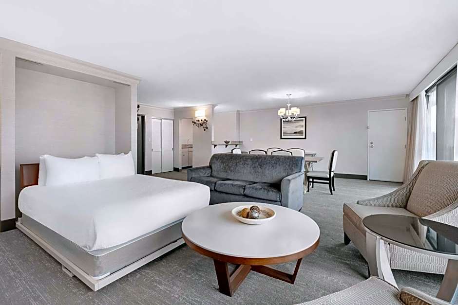 Best Western Plus Agate Beach Inn