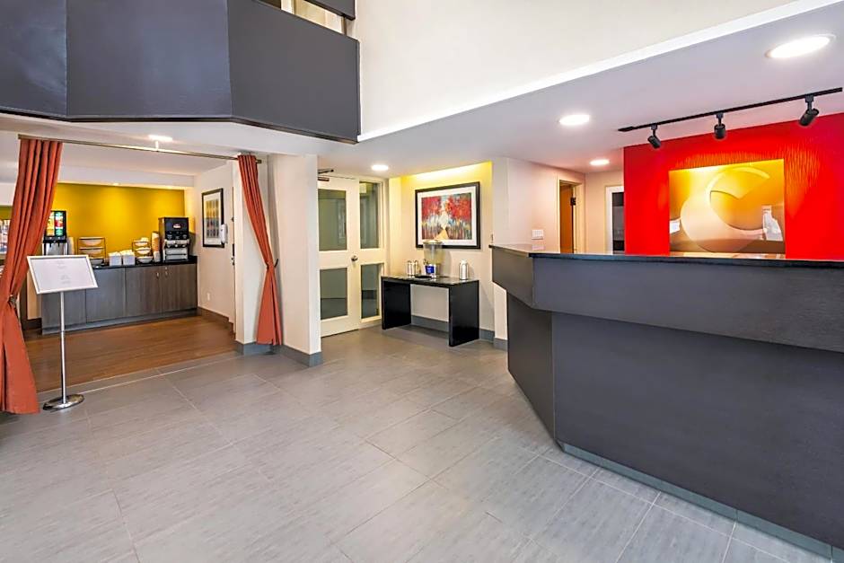 Comfort Inn