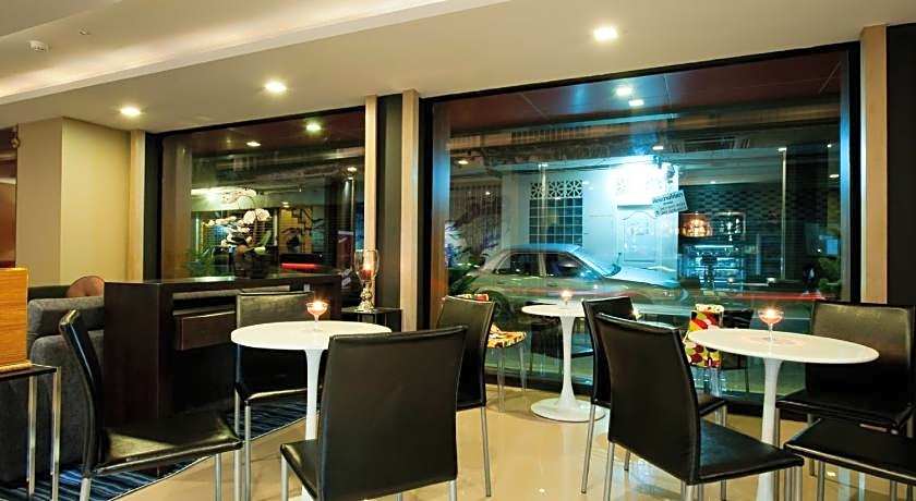 41 Suite Bangkok Hotel