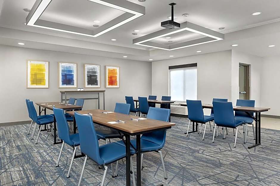 Holiday Inn Express & Suites Superior By IHG