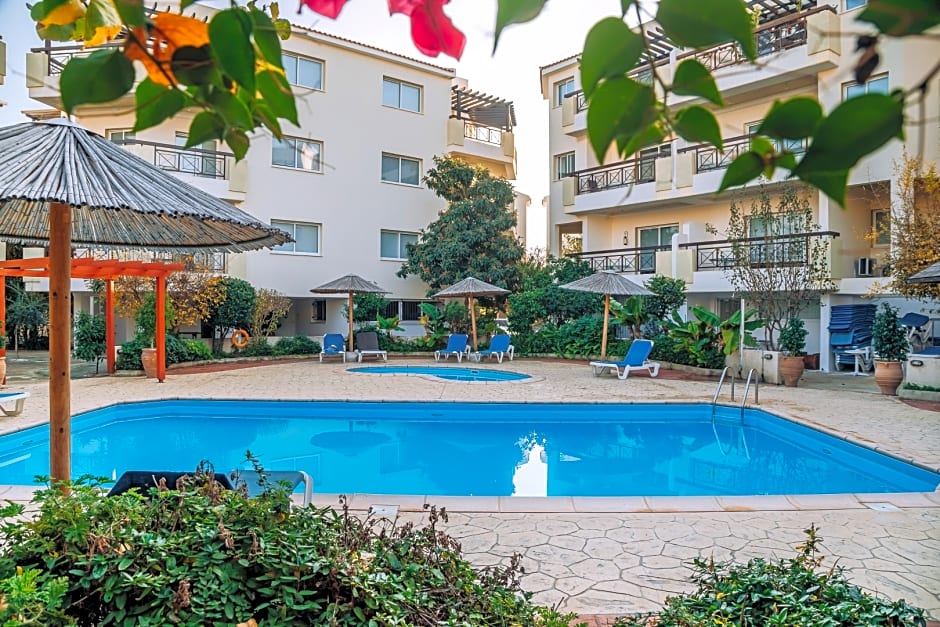 Artemis Cynthia Complex