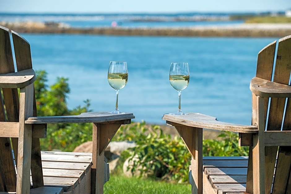 The Breakwater Inn & Spa