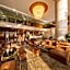 Van Phat Riverside Hotel