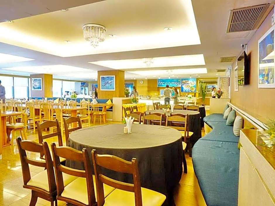 Bay Hotel Srinakarin