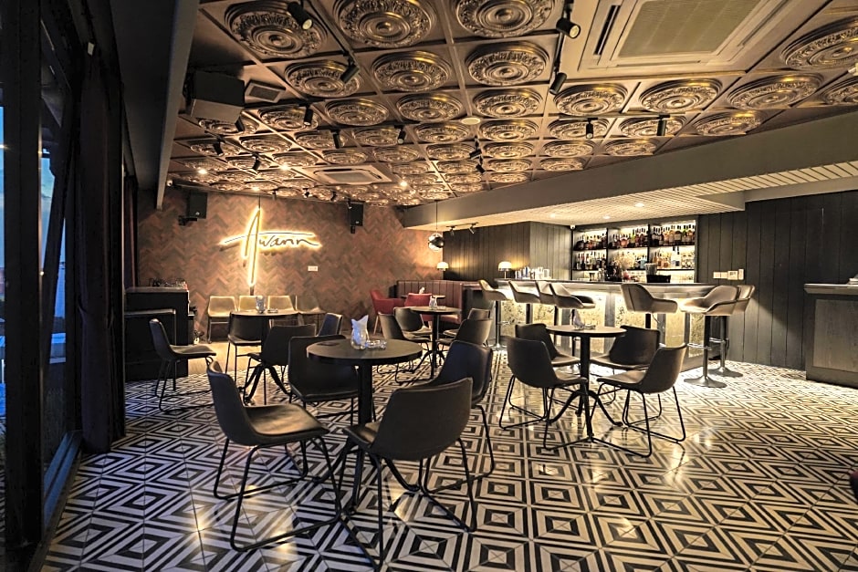 Awann Sewu Boutique Hotel & Suite