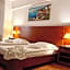 Hotel Emma West