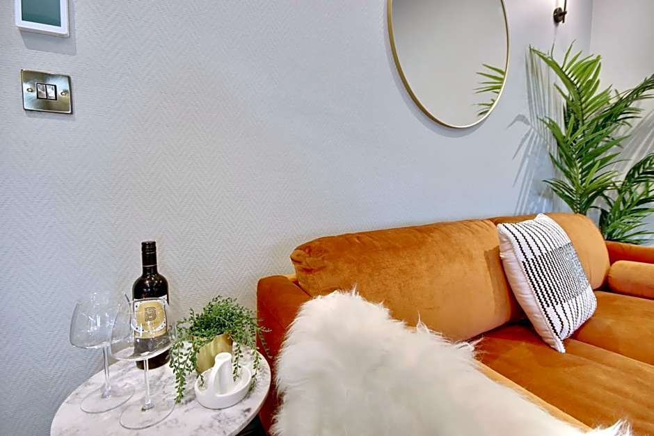 Orange Grove Hotel & Gardens