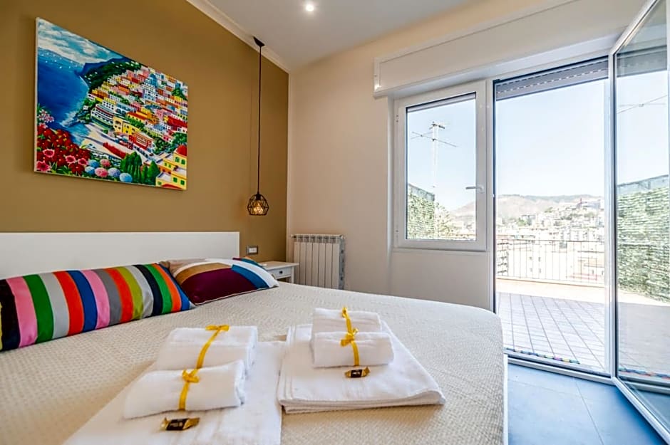Attico Oltremare B&B – Naples, CO