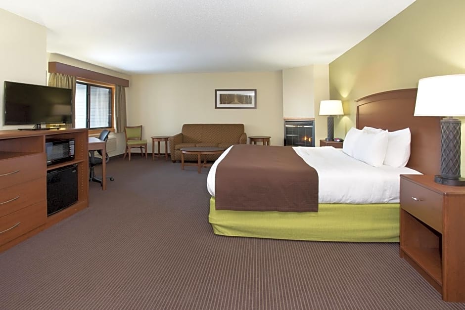 Cobblestone Hotel & Suites - Wisconsin Rapids