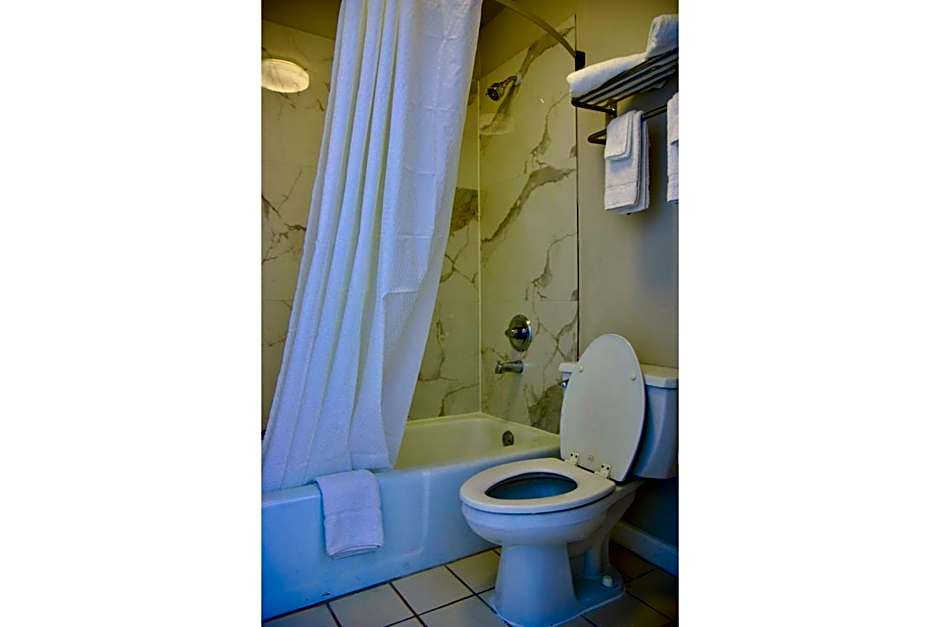 Heritage Inn by Capital O Baton Rouge I 10