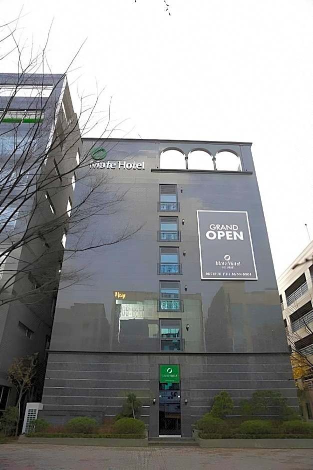 Mate Hotel Bundang