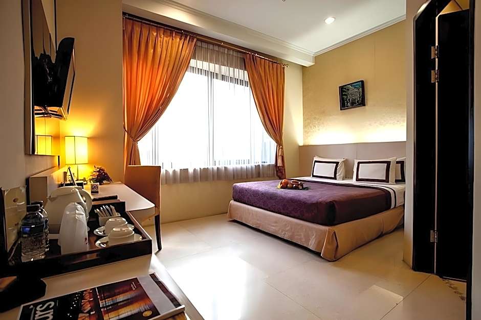 Ros In Hotel Yogyakarta