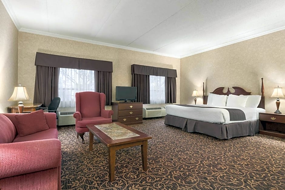 Days Inn by Wyndham Toronto East Lakeview