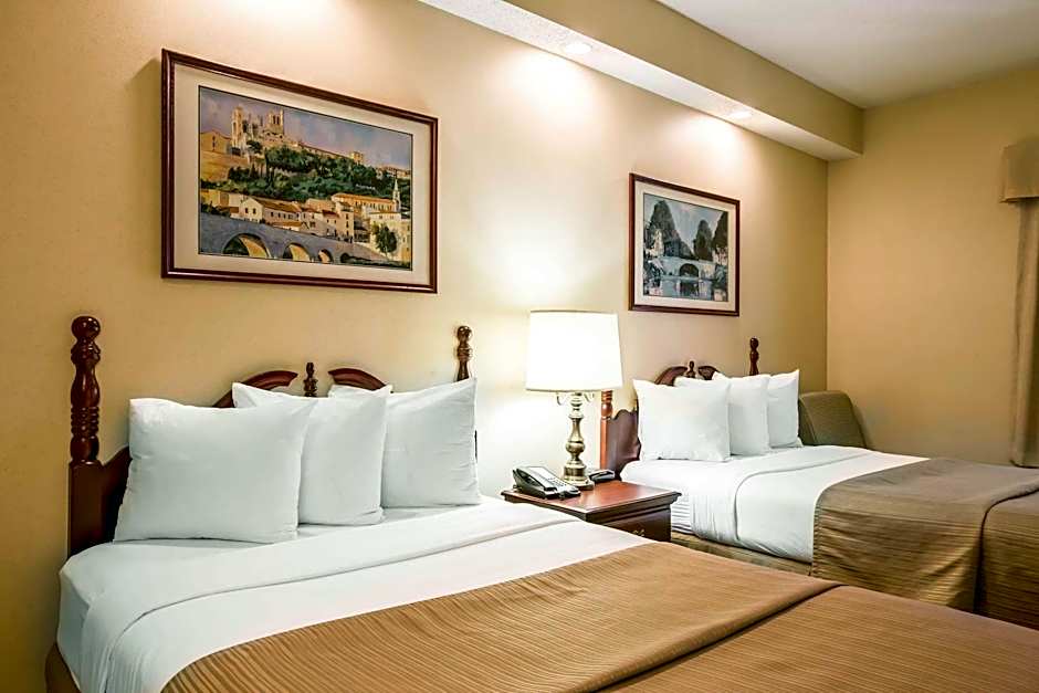 Quality Inn Greeneville - Tusculum