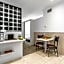 Acacia Suite