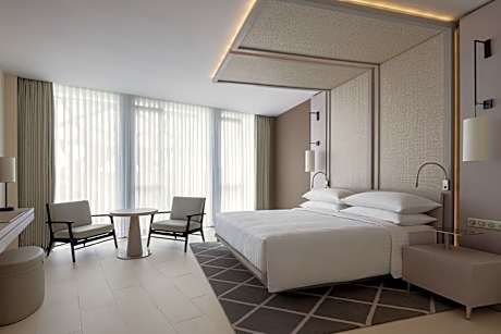 Deluxe King Room with Pool View