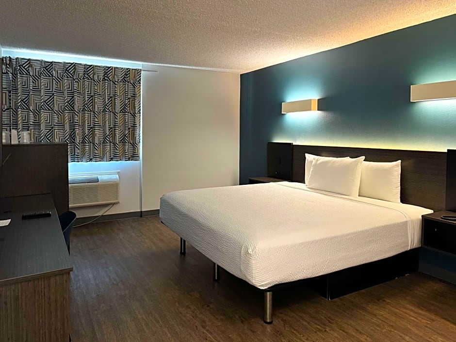 Motel 6 Carson