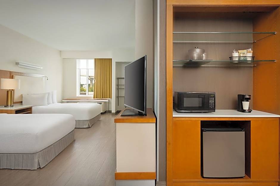 SpringHill Suites by Marriott Orange Beach at The Wharf