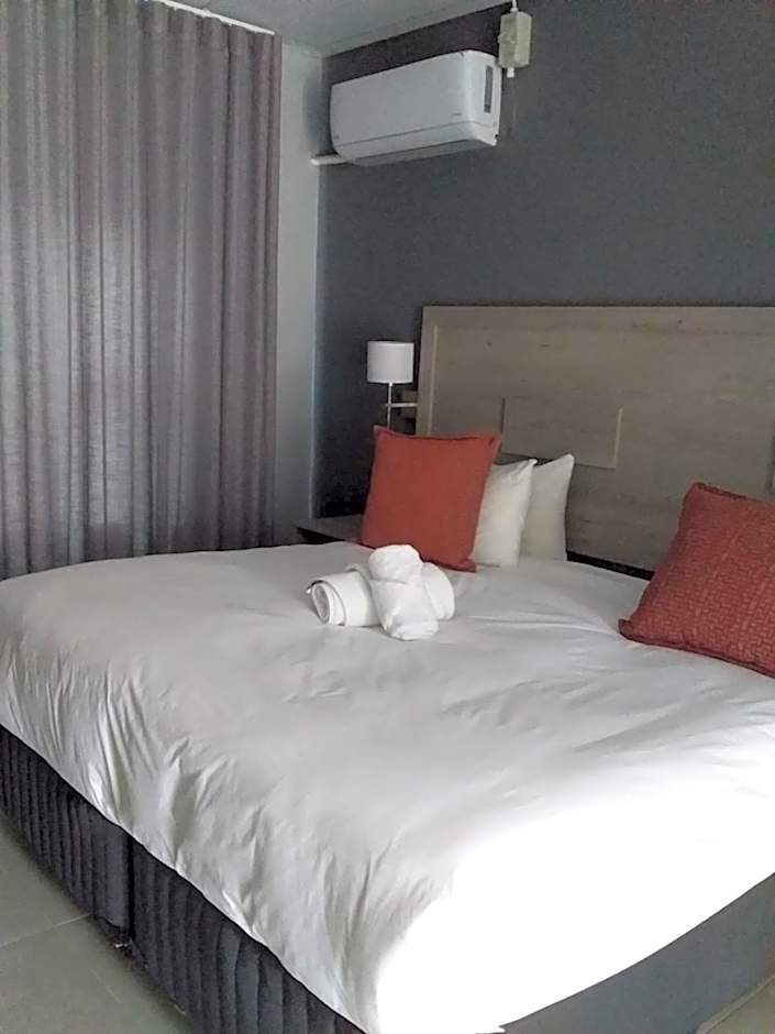 Khayalami Hotel - Emalahleni