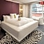 Staypineapple, An Artful Hotel, Midtown