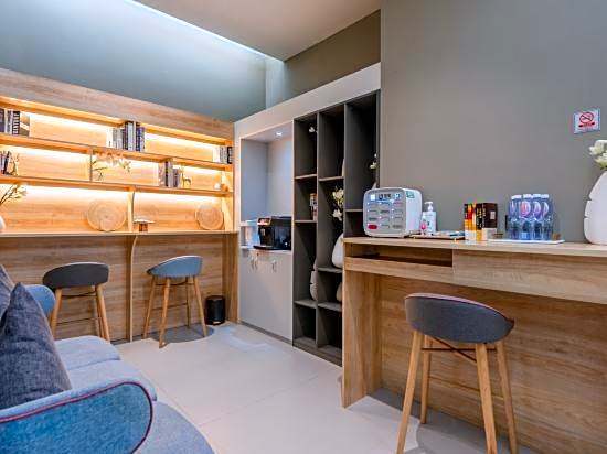 Home Inn (Guangzhou Zhujiang New Town)