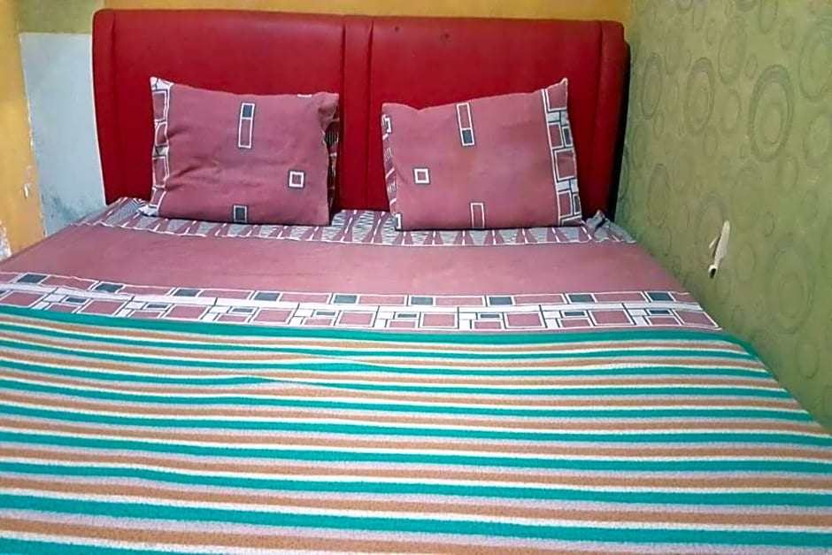 SPOT ON 91105 Hotel Salsabila