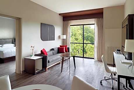 King Junior Suite