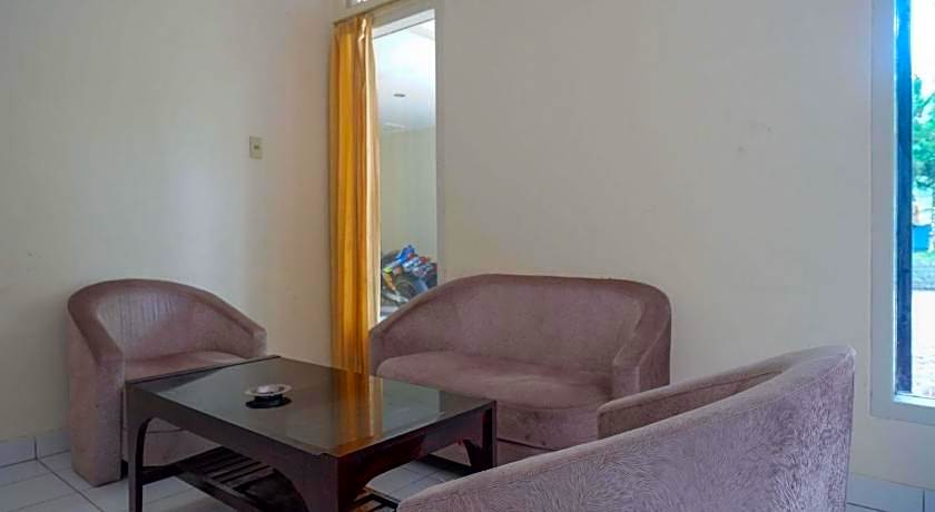 RedDoorz near Lokawisata Baturaden 2