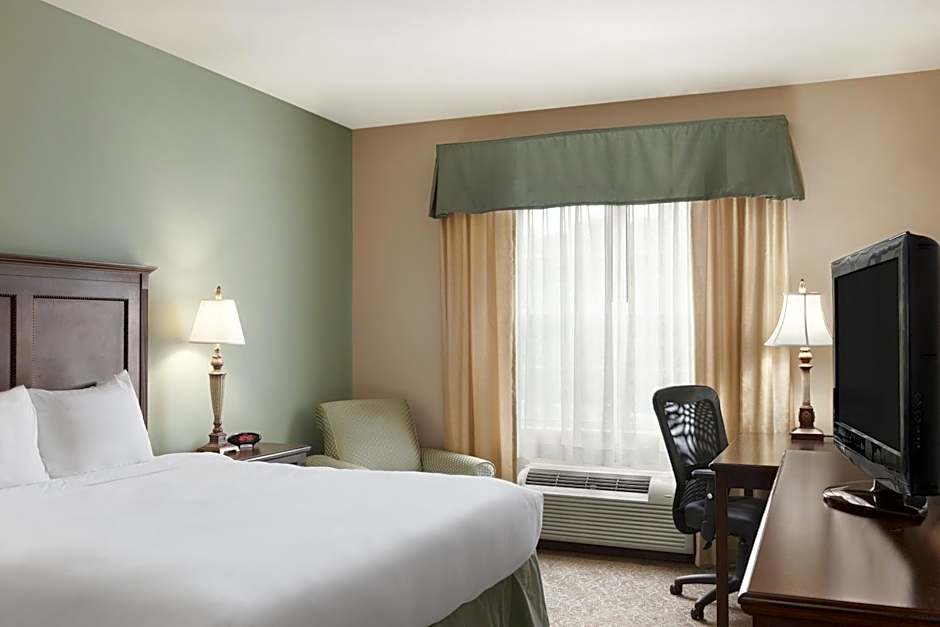 Country Inn & Suites by Radisson, Asheville West (Biltmore Estate), NC
