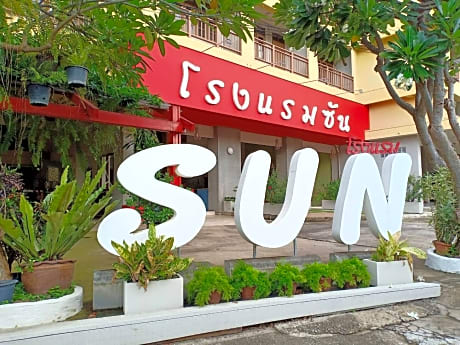 Sun Hotel