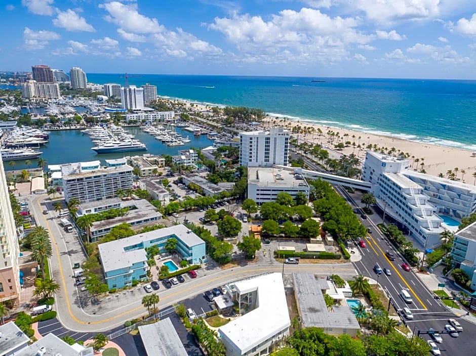 Sea beach plaza
