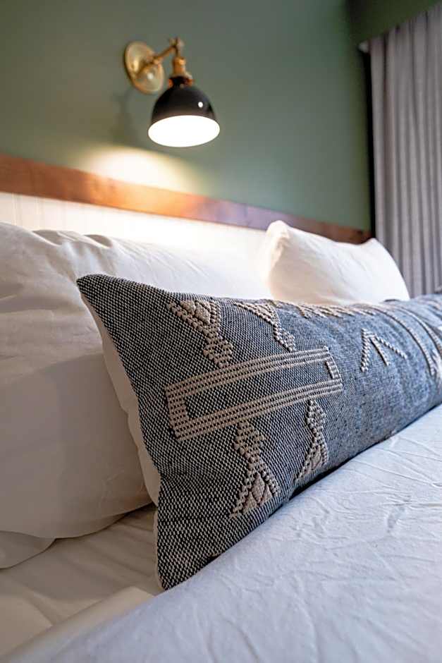 Pioneer Lodge Springdale