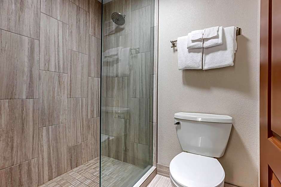 Elizabeth Oceanfront Suites, an Ascend Collection Hotel