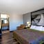 Super 8 by Wyndham Naples