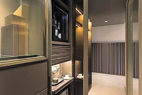 One Bedroom Junior Suite with Two Double Beds