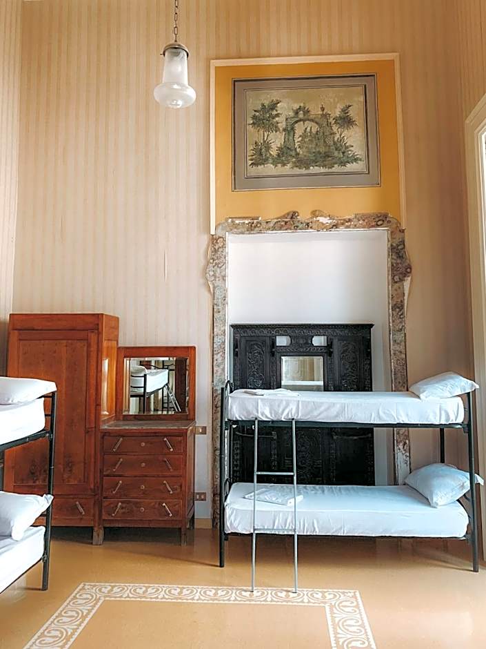 Salerno Experience Hostel