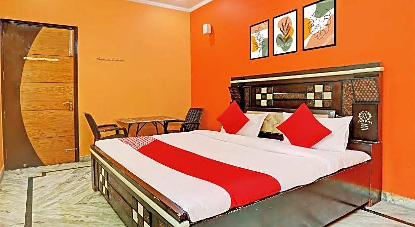 Hotel O by OYO Naveen Stay
