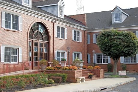 Colts Neck Inn Hotel