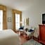 voco St. James Hotel By IHG