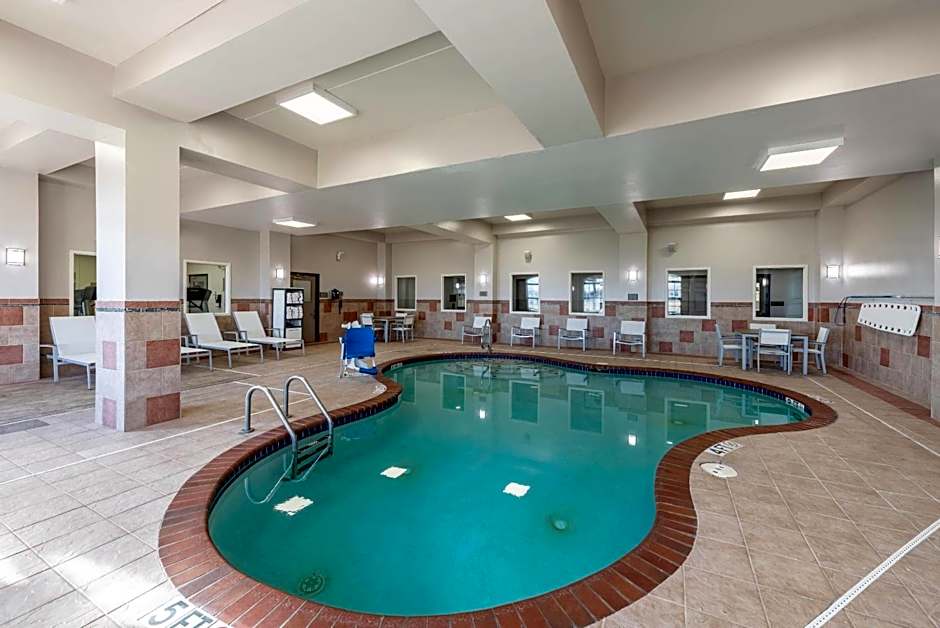 Country Inn & Suites by Radisson, Findlay, OH