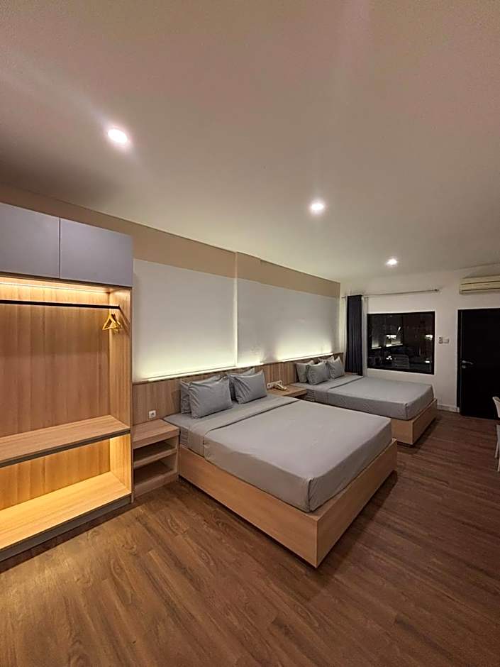 Holiday Beach Inn