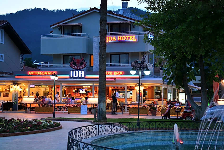 Ida Hotel