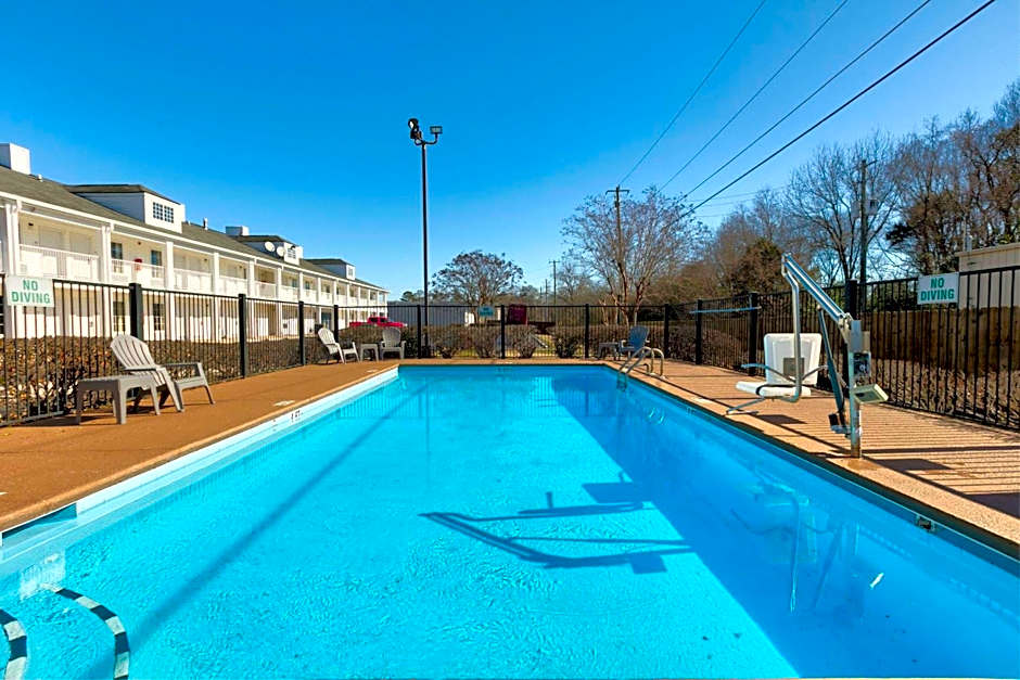 Baymont by Wyndham Prattville/Montgomery