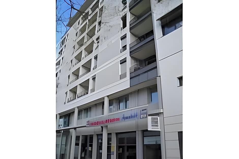 Sejours et Affaires Lyon Park Lane