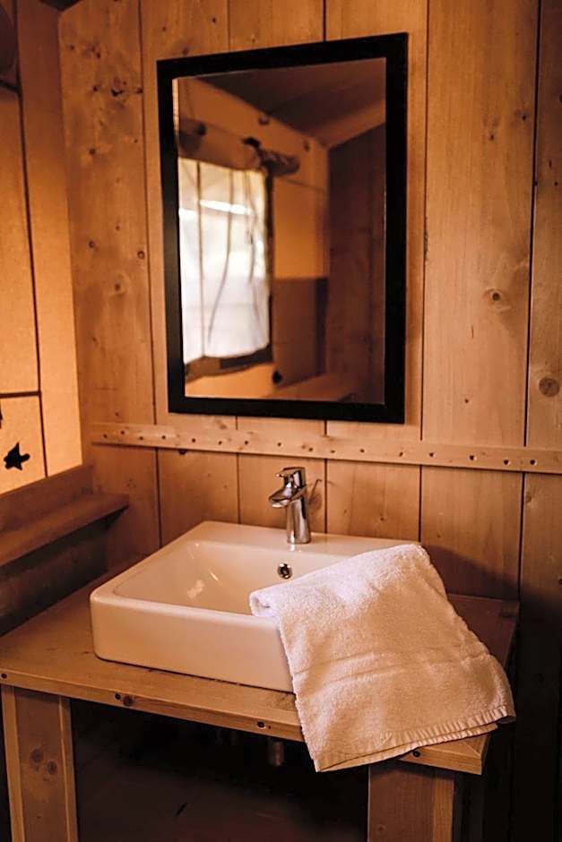 Luxe glamping tent