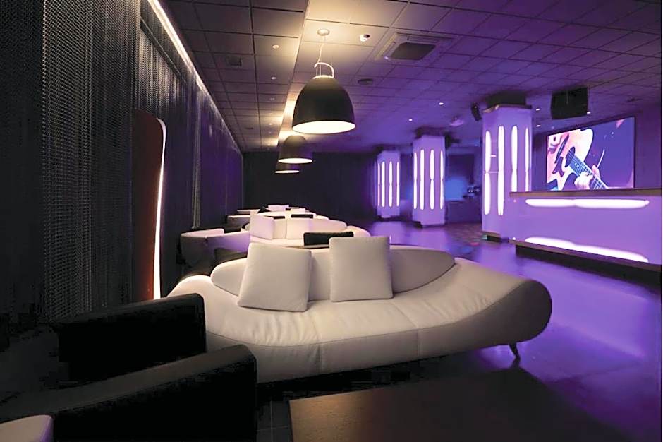 Hotel Luze El Villa