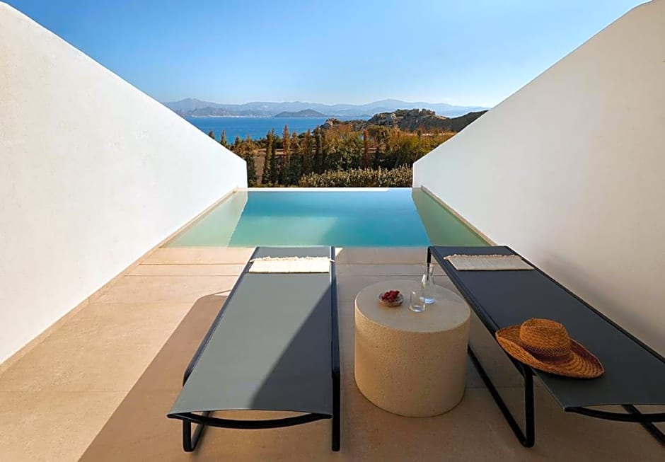 PAROCKS Luxury Hotel & Spa