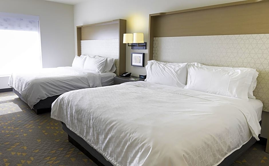 Holiday Inn Glendale By IHG